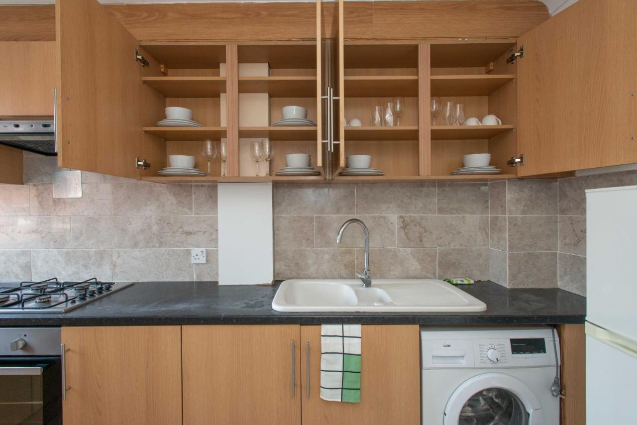 Modern In Bromley, Greater London Near Tesco And Sundridge Park Station Motel *