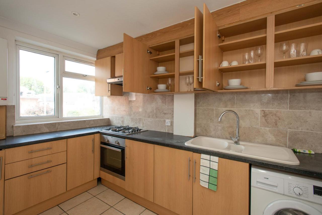 Modern In Bromley, Greater London Near Tesco And Sundridge Park Station * Bromley